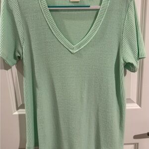 White Crow Light Green V-Neck Ribbed Tee